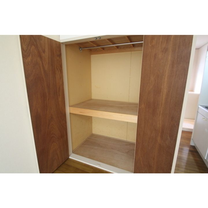 メゾン温水の内装