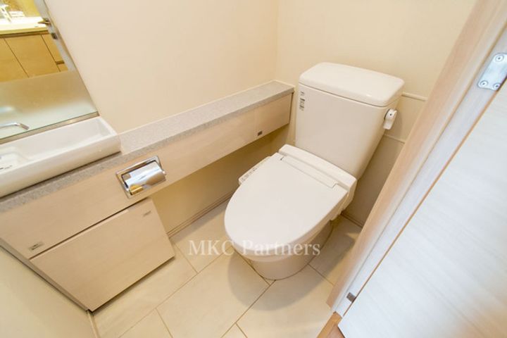 オーブレジデンス神南の内装