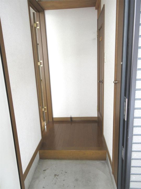 Dキャビンの玄関