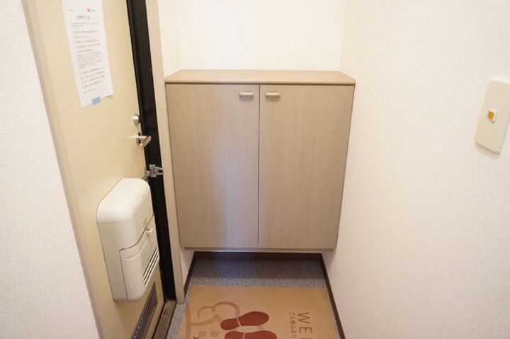 岩手県盛岡市三本柳9地割(アパート)の賃貸物件の玄関