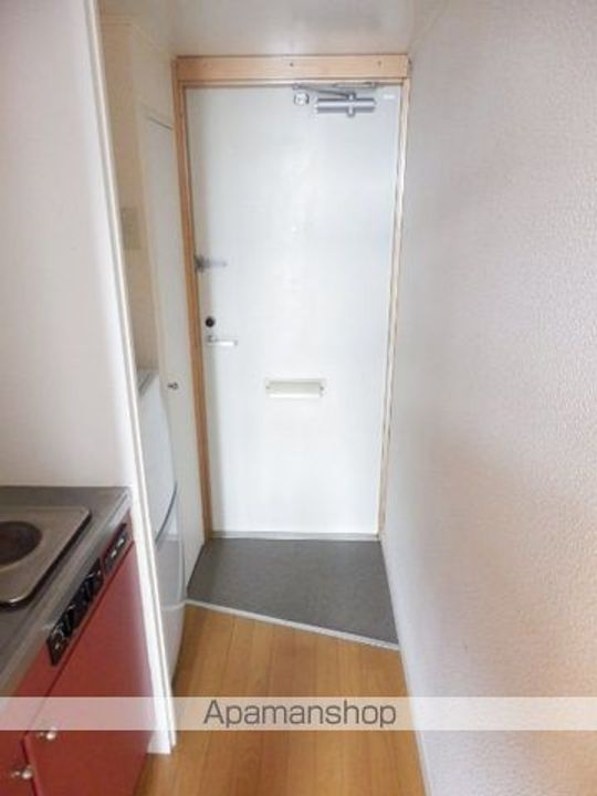 レオパレスグリーンの玄関