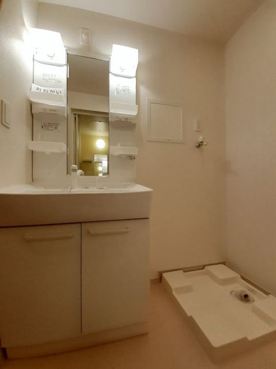 新潟県燕市井土巻2(アパート)の賃貸物件の内装