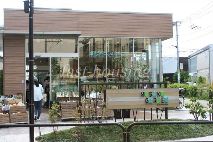 ダイヤハイツ3号館の周辺