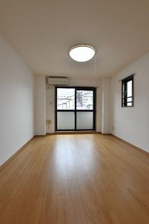 東京都板橋区蓮沼町(マンション)の賃貸物件の居間