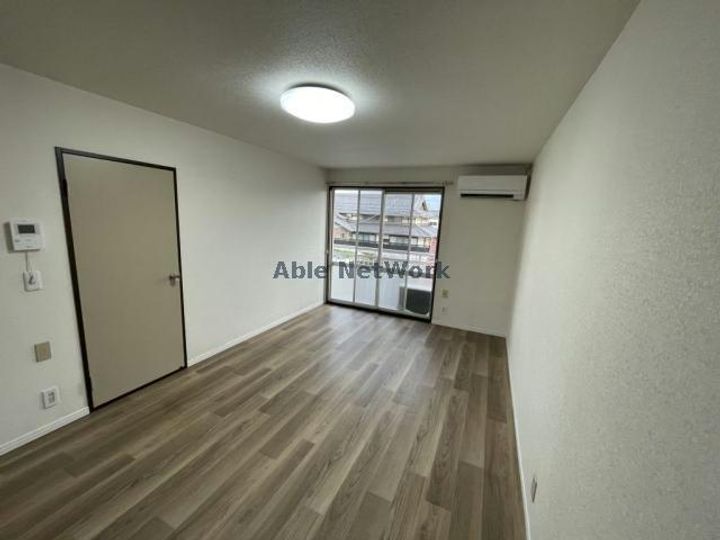 エクセルこのの居間