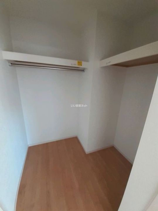 エムズフェルト 大在北の内装