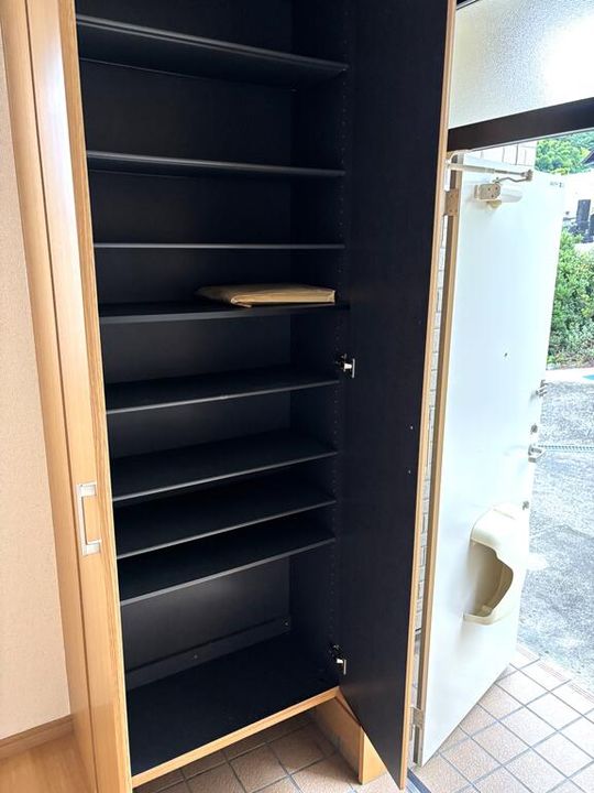 東京都町田市野津田町(一戸建)の賃貸物件の玄関