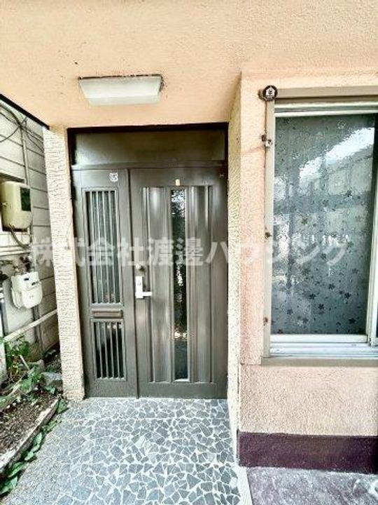 大阪府守口市八雲北町1(一戸建)の賃貸物件の玄関