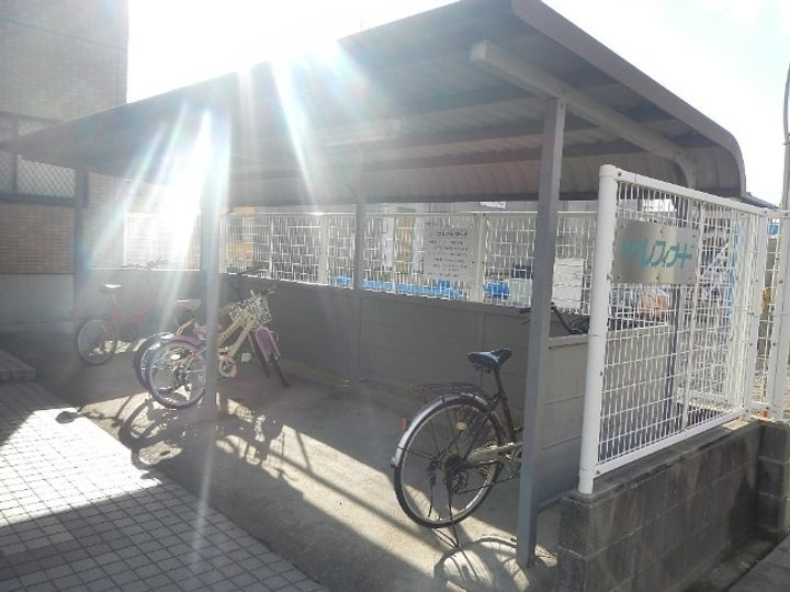 ハイツレフィナードの地図