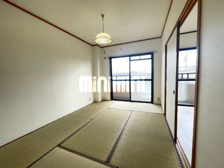 ハイツレフィナードの内装