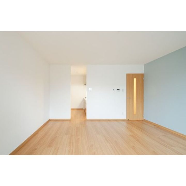 三重県四日市市曙町(一戸建)の賃貸物件の居間