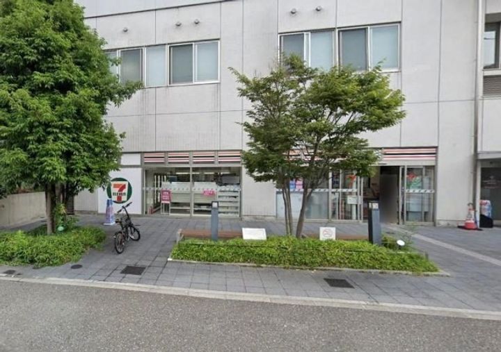 クリオコートの周辺