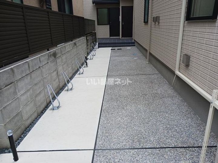 京都府京都市上京区東桜町(アパート)の賃貸物件の地図