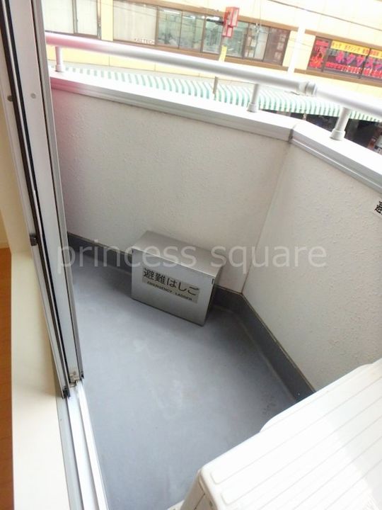 プリンセスライン新井薬師の内装