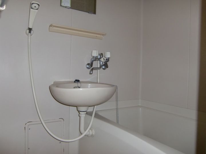 スリジエの風呂