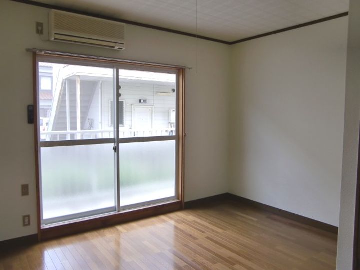 スリジエの居間