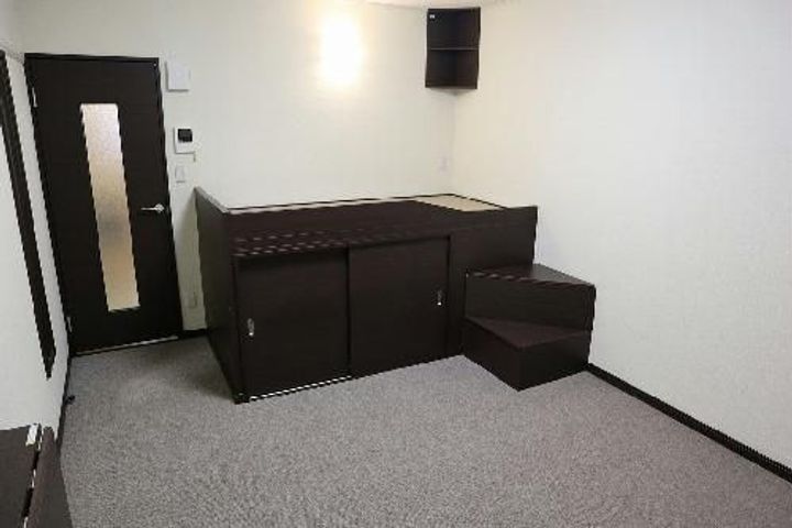 レオネクストともの居間