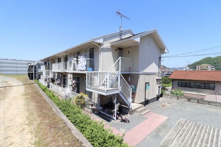 コーポマスカットIIの外観