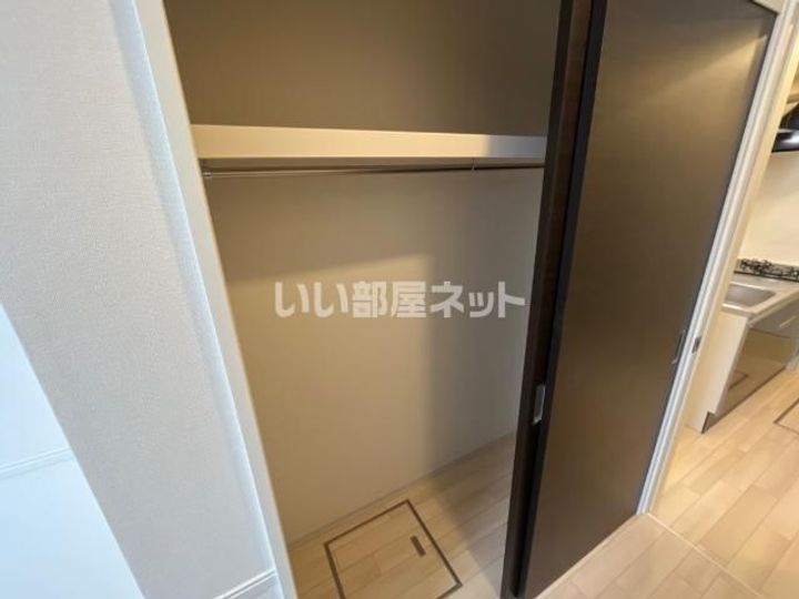 ロンド・ベル(LOND OBELL)の内装