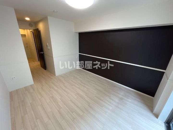 ロンド・ベル(LOND OBELL)の居間