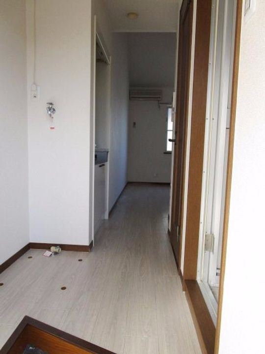 東京都国立市東2(アパート)の賃貸物件の玄関