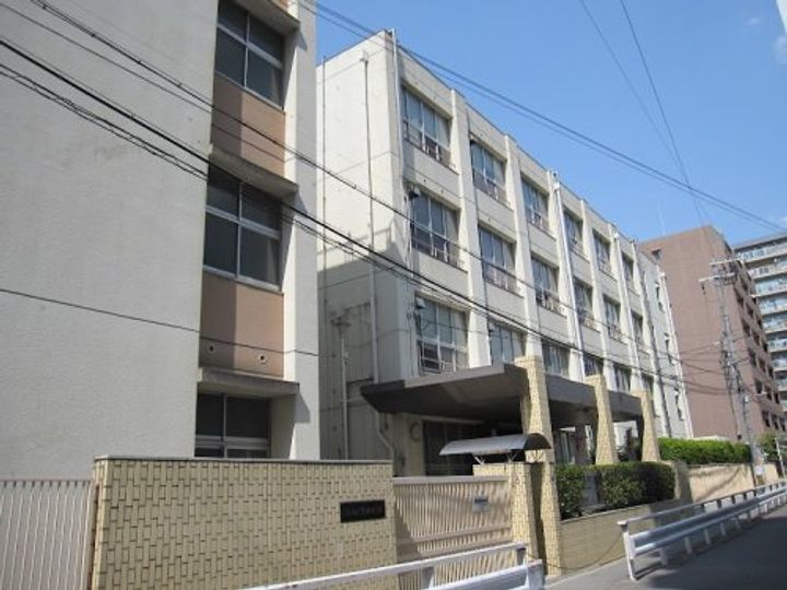 スプランディッド梅田グランノースの周辺