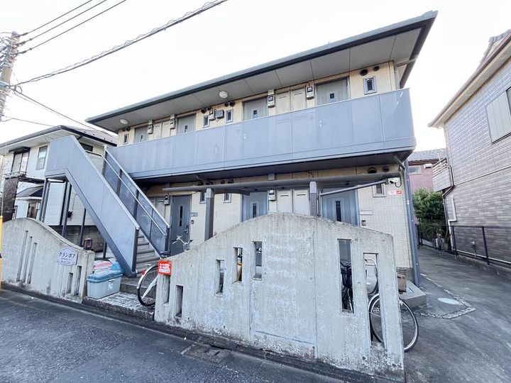 グランボアの外観