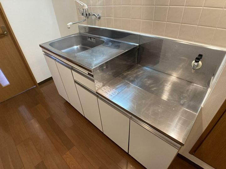 神奈川県小田原市栄町1(マンション)の賃貸物件のキッチン