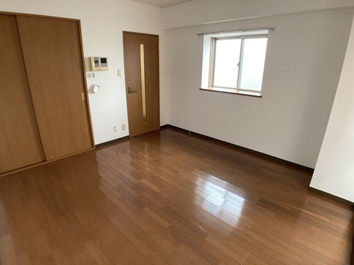 神奈川県小田原市栄町1(マンション)の賃貸物件の居間