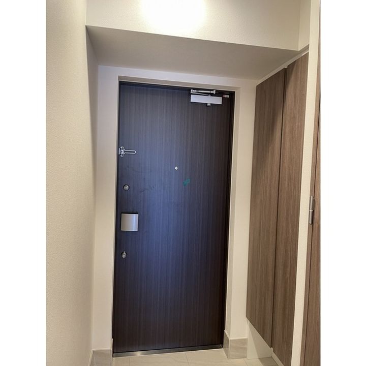 ネオアーバンレジデンス駒込の玄関