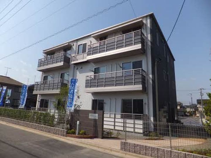 グランベレオハピネス B棟の外観