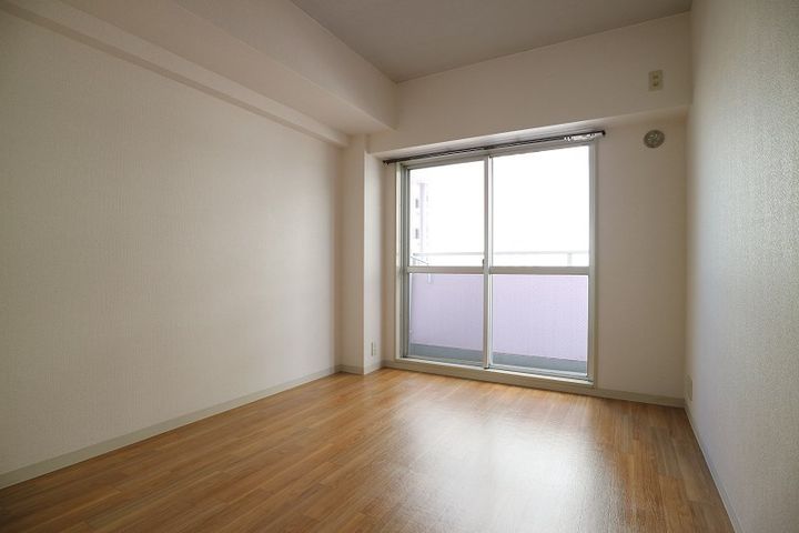 タカハシビルの内装