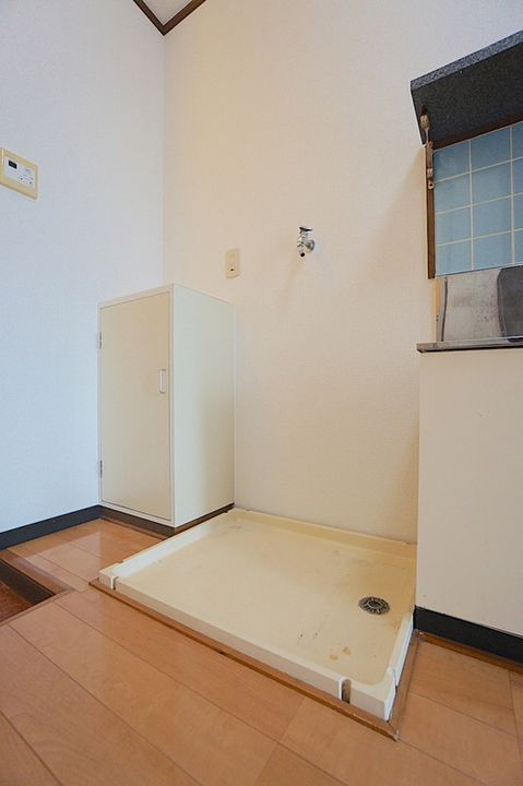 フラワ瀬戸口の内装