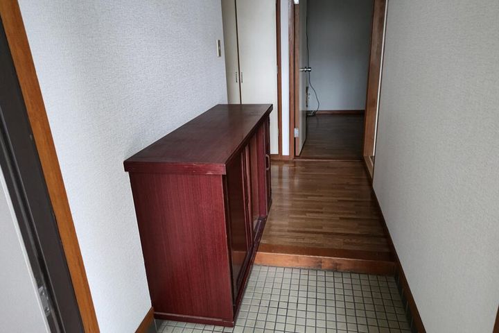 グランドハイツ白銀の玄関