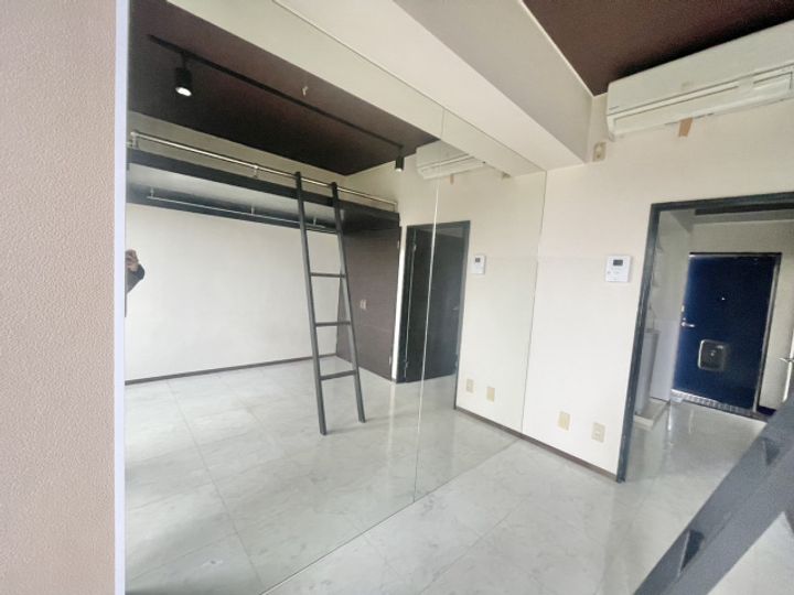 シャルマン請地の内装