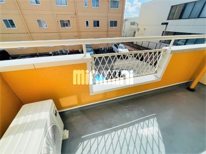 サンフラワーIIの内装