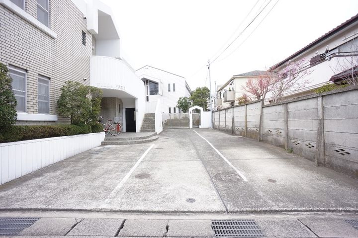 神奈川県鎌倉市大町2(マンション)の賃貸物件の地図