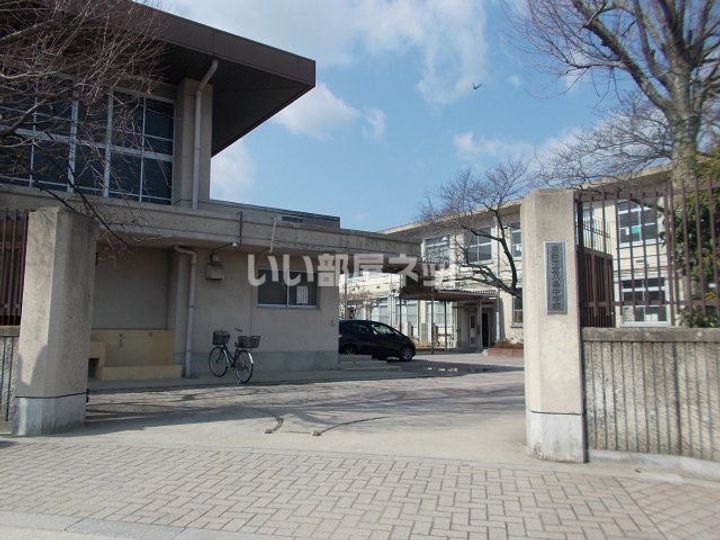 京都府京都市下京区西七条北衣田町の賃貸マンションの周辺