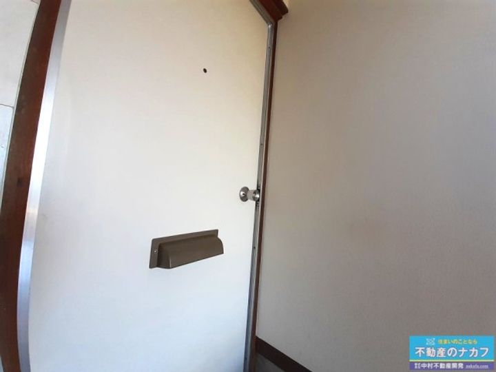 柏原アパートの内装