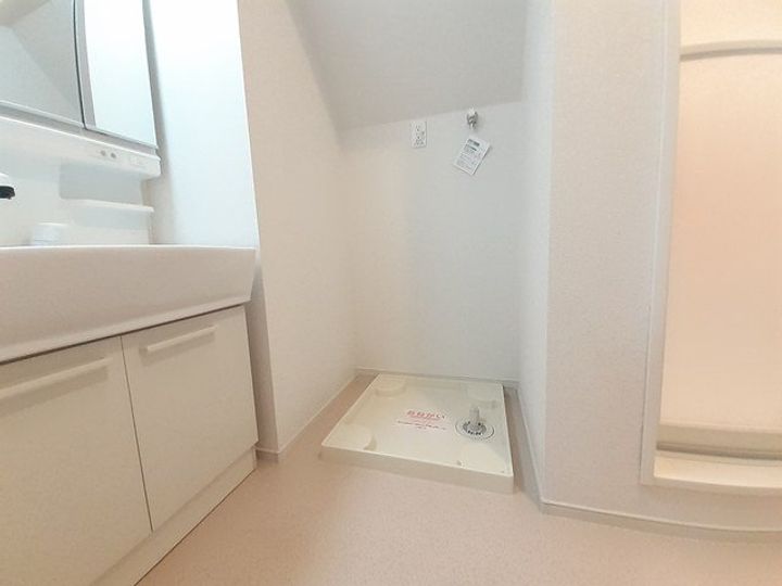 住田町世田米字川向【メゾンドソレイユA】築6年の内装