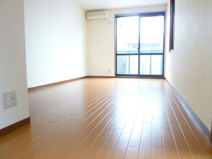 メゾンラパントの居間