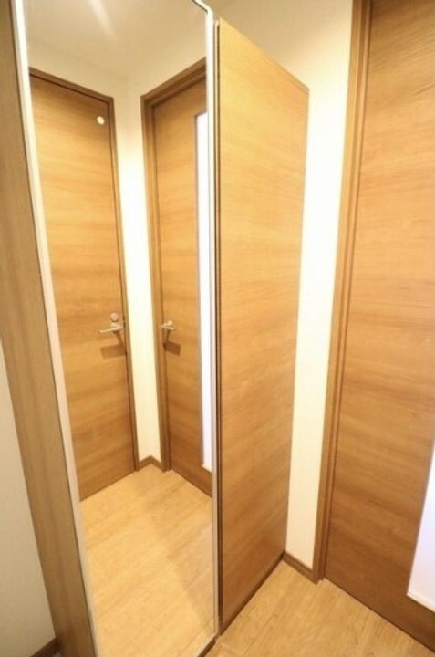 神奈川県横浜市青葉区田奈町(アパート)の賃貸物件の玄関