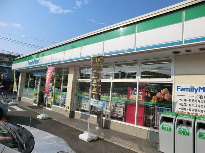 マルキハウス12の周辺