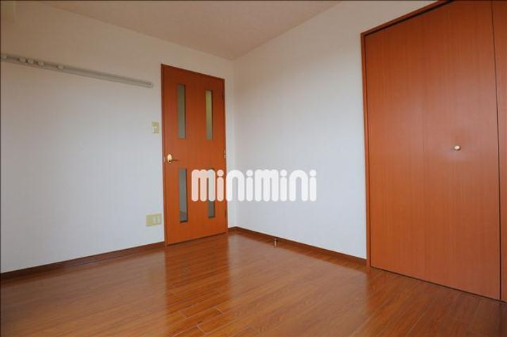 辰巳興産ビルの内装