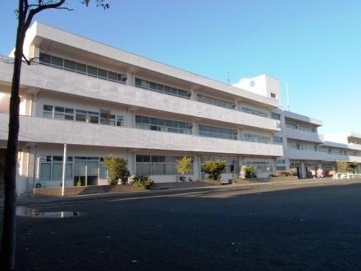 辰巳興産ビルの周辺