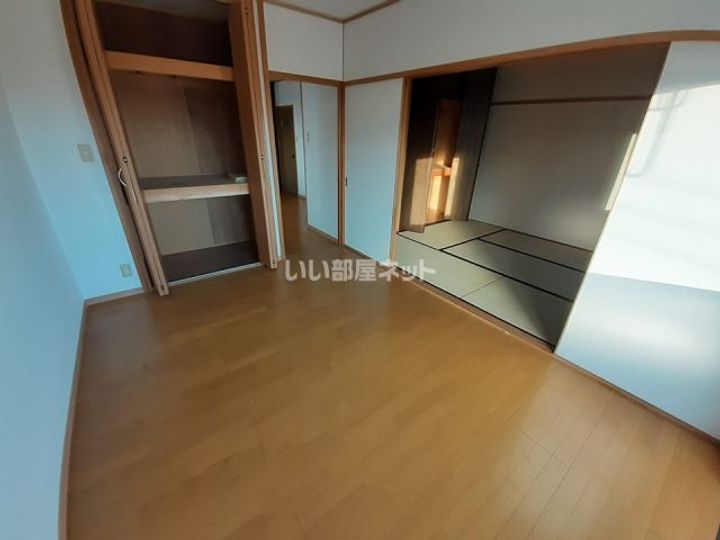 マンションササキの居間