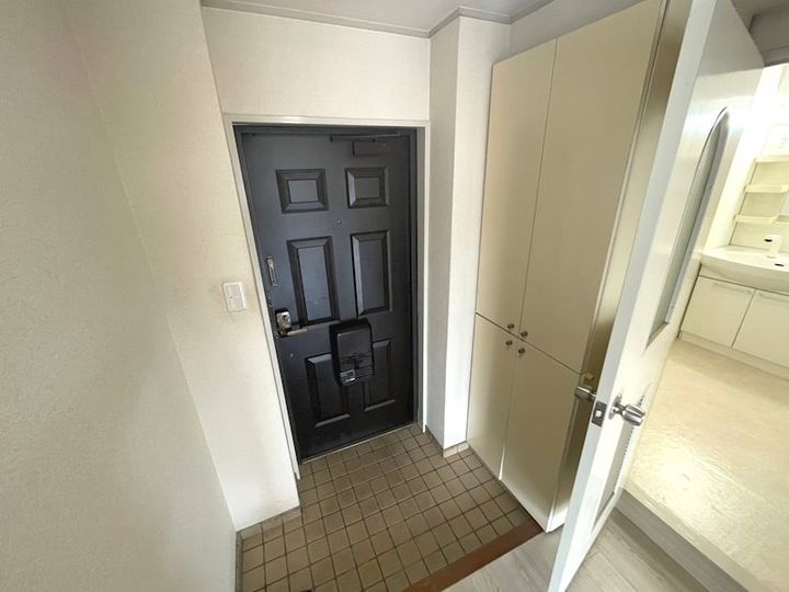 エクセルヤマキの玄関