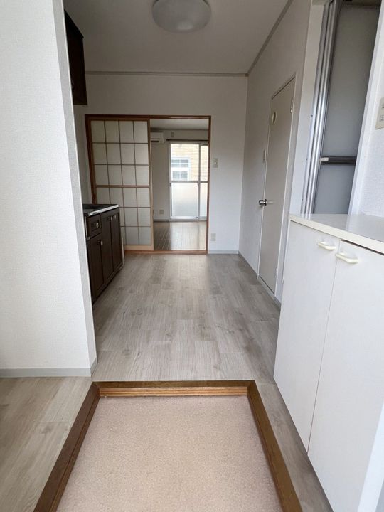 山形県山形市薬師町1(アパート)の賃貸物件の玄関