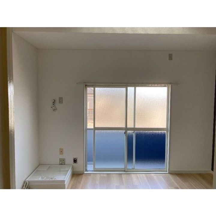 埼玉県東松山市元宿1(アパート)の賃貸物件の居間