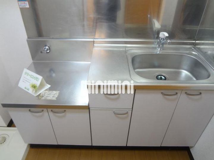 アルファキューブのキッチン